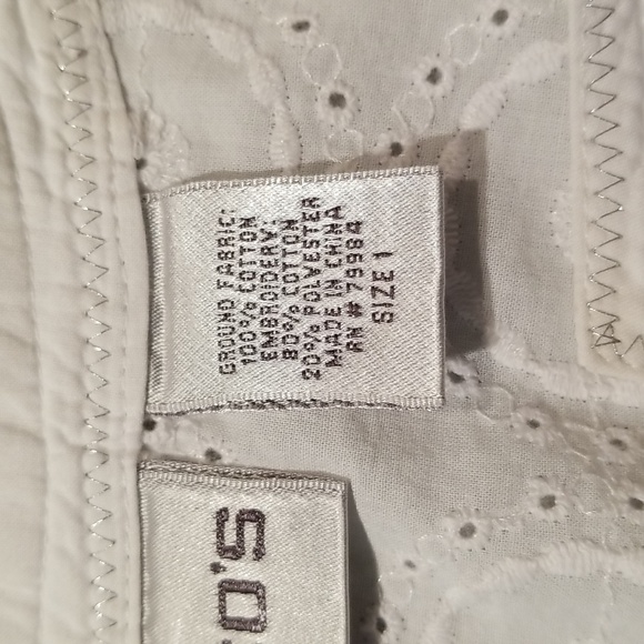 Chico’s White Eyelet Tunic - Picture 12 of 13